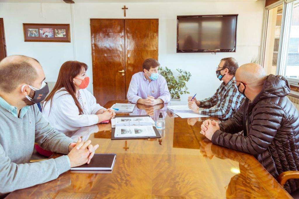 Melella anunci&oacute; el llamado a licitaci&oacute;n para ampliar el muelle comercial del Puerto de Ushuaia