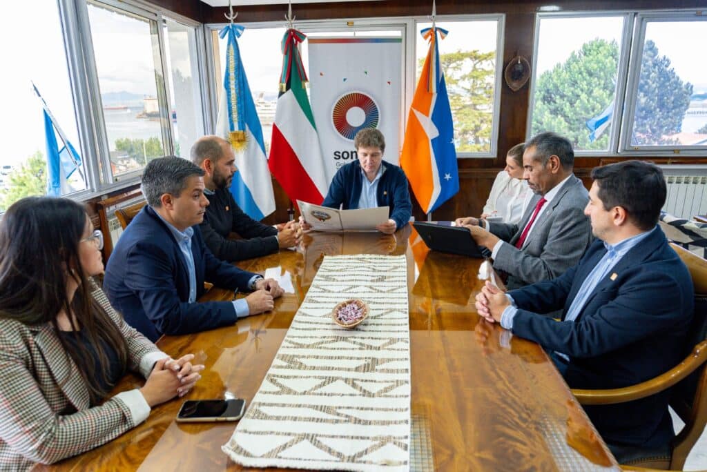 En Tierra del Fuego, el Gobernador Melella recibió al Embajador del Estado de Kuwait en Argentina, Abdullah Ali Alyahya