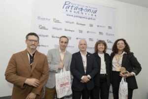 Flybondi y el Infuetur anuncian 20% de descuento en vuelos desde/hacia Córdoba y Buenos Aires para residentes y turistas