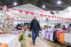 Gobierno celebra las fiestas con ferias en las tres ciudades de la provincia