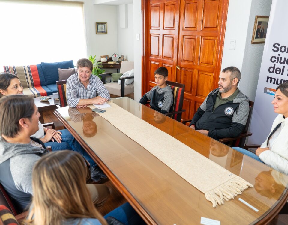 TIERRA DEL FUEGO APUESTA AL TALENTO JOVEN: DOS DEPORTISTAS REPRESENTARÁN A LA PROVINCIA EN UNA COMPETENCIA NACIONAL