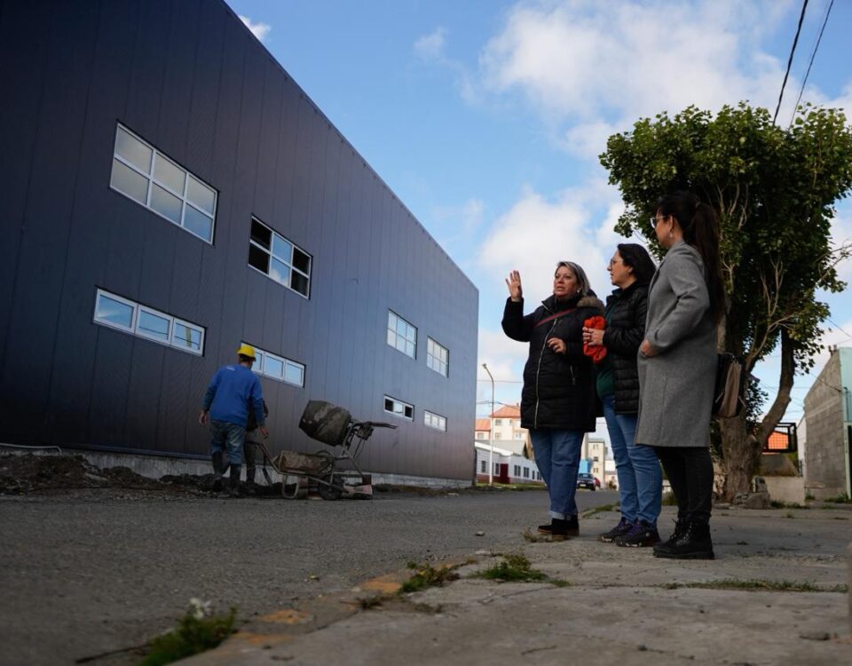 “NOS ESTAMOS TRANSFORMANDO A ESCUELA TÉCNICA Y TENER EL GIMNASIO NOS VIENE ESPECTACULAR”