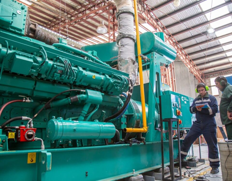 EN TOLHUIN YA ESTÁ EN MARCHA EL NUEVO GENERADOR EN LA USINA ELÉCTRICA