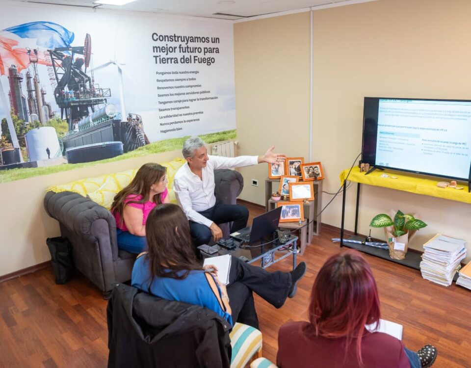 FEDEROVISKY PRESENTÓ UN INFORME SOBRE PASIVOS AMBIENTALES DE LA INDUSTRIA PETROLERA EN TIERRA DEL FUEGO
