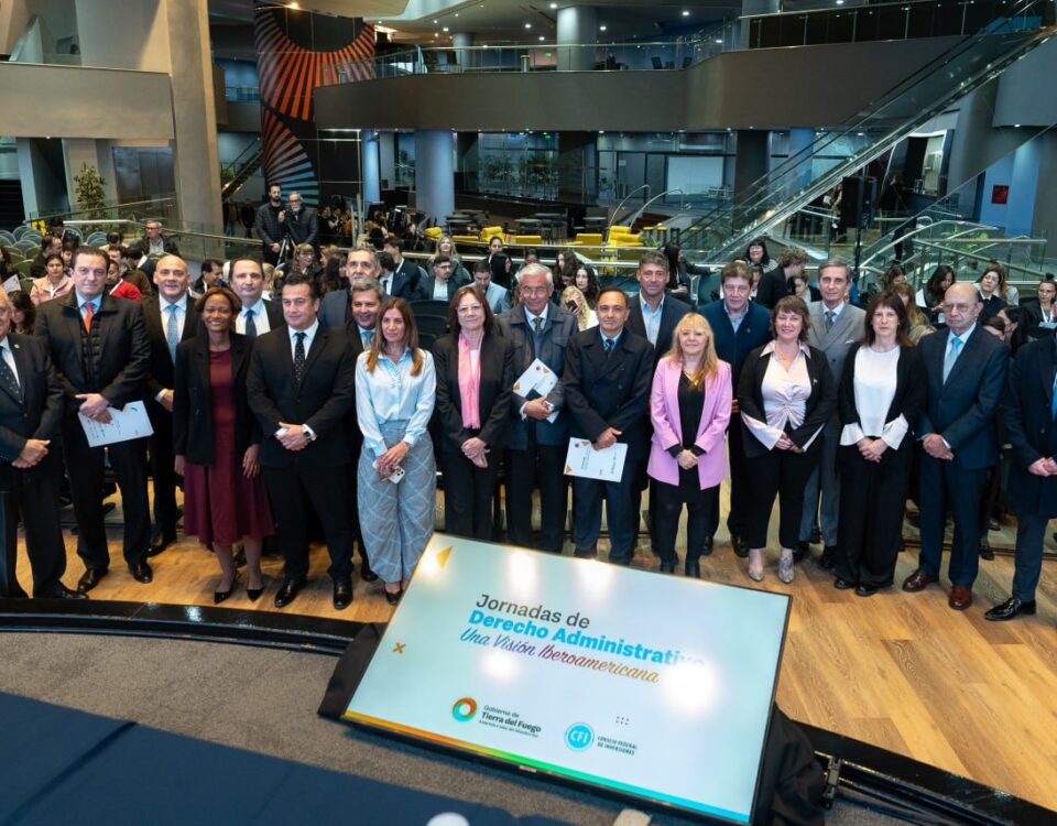 EL GOBERNADOR MELELLA ACOMPAÑÓ LA APERTURA DE LAS JORNADAS IBEROAMERICANAS DE DERECHO ADMINISTRATIVO