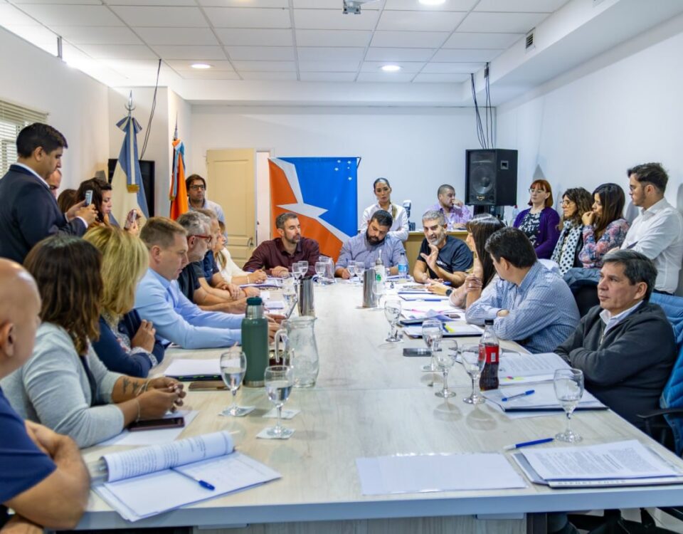 “ES MUY IMPORTANTE PARA TIERRA DEL FUEGO QUE LA LEGISLATURA TRATE EL PROYECTO DE LEY DE FINANCIAMIENTO EDUCATIVO Y DE SALUD”